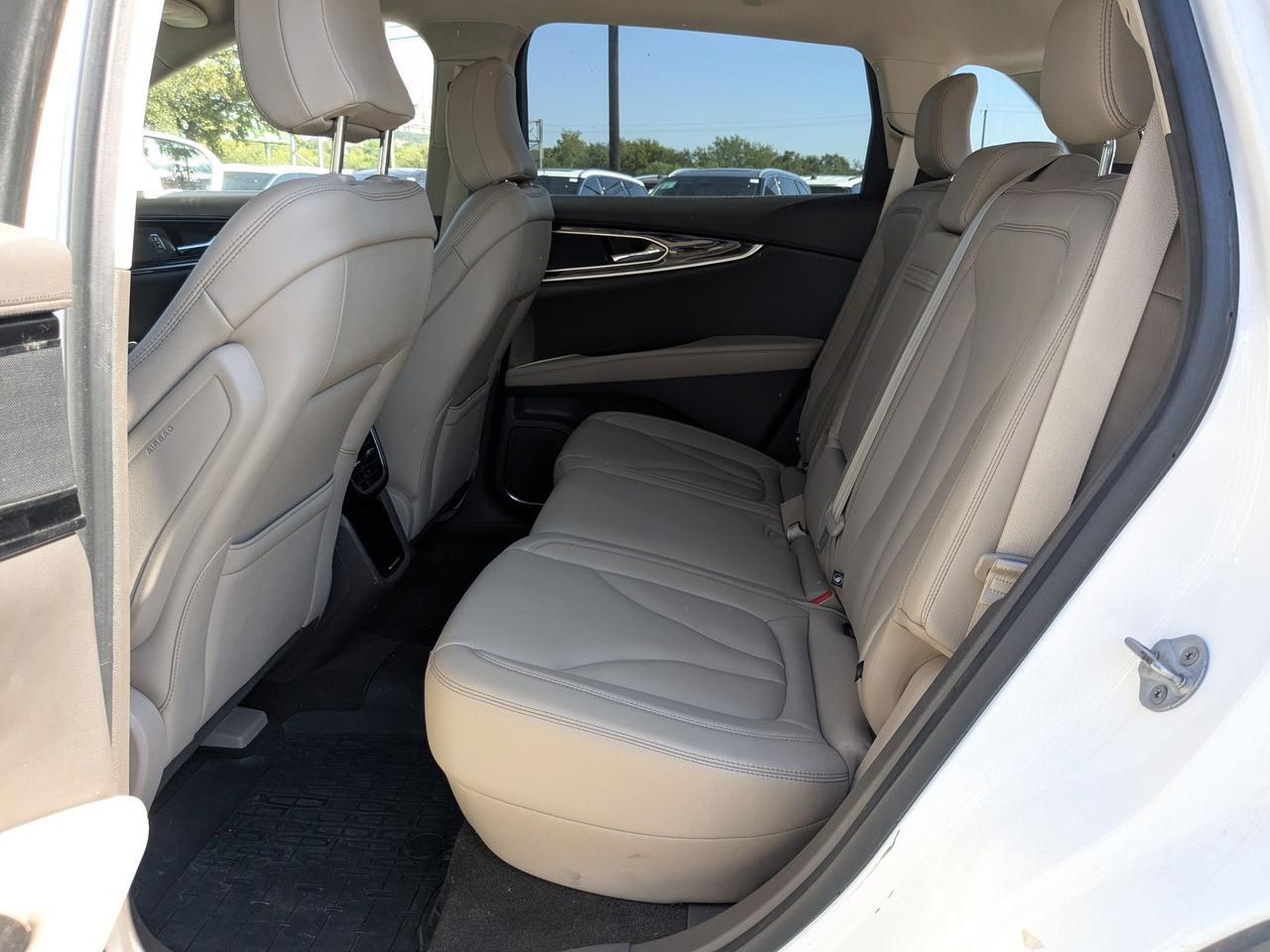 2022 Lincoln Nautilus Standard