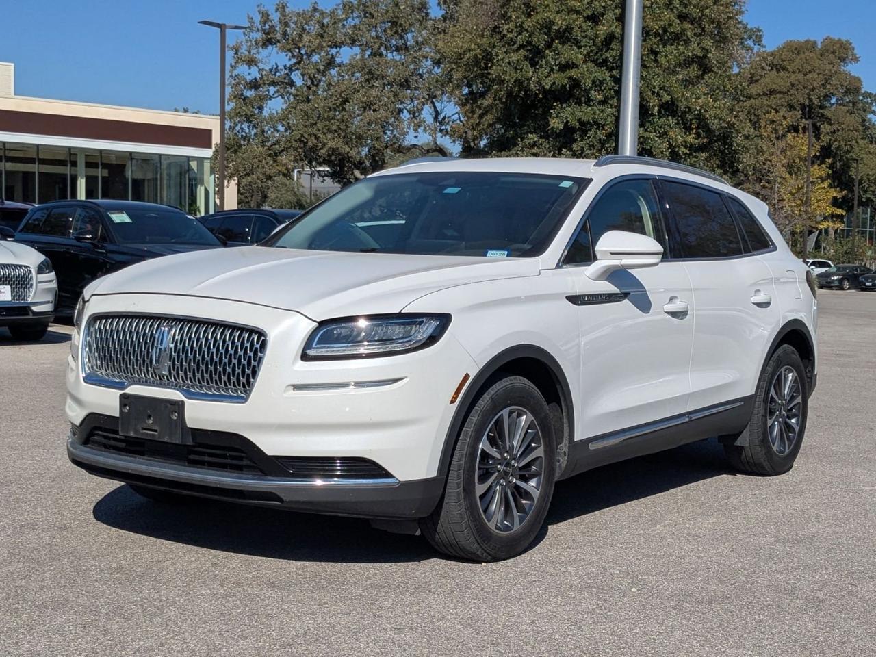 2022 Lincoln Nautilus Standard