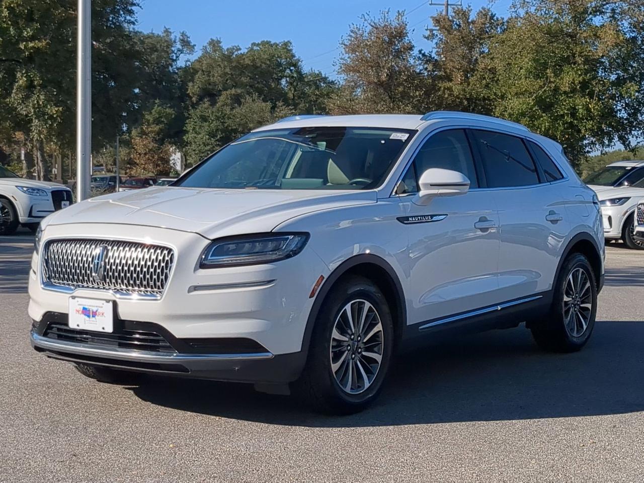 2022 Lincoln Nautilus Standard