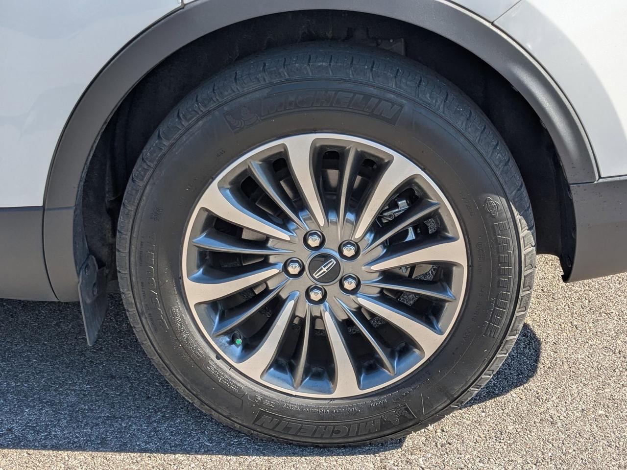 2022 Lincoln Nautilus Standard