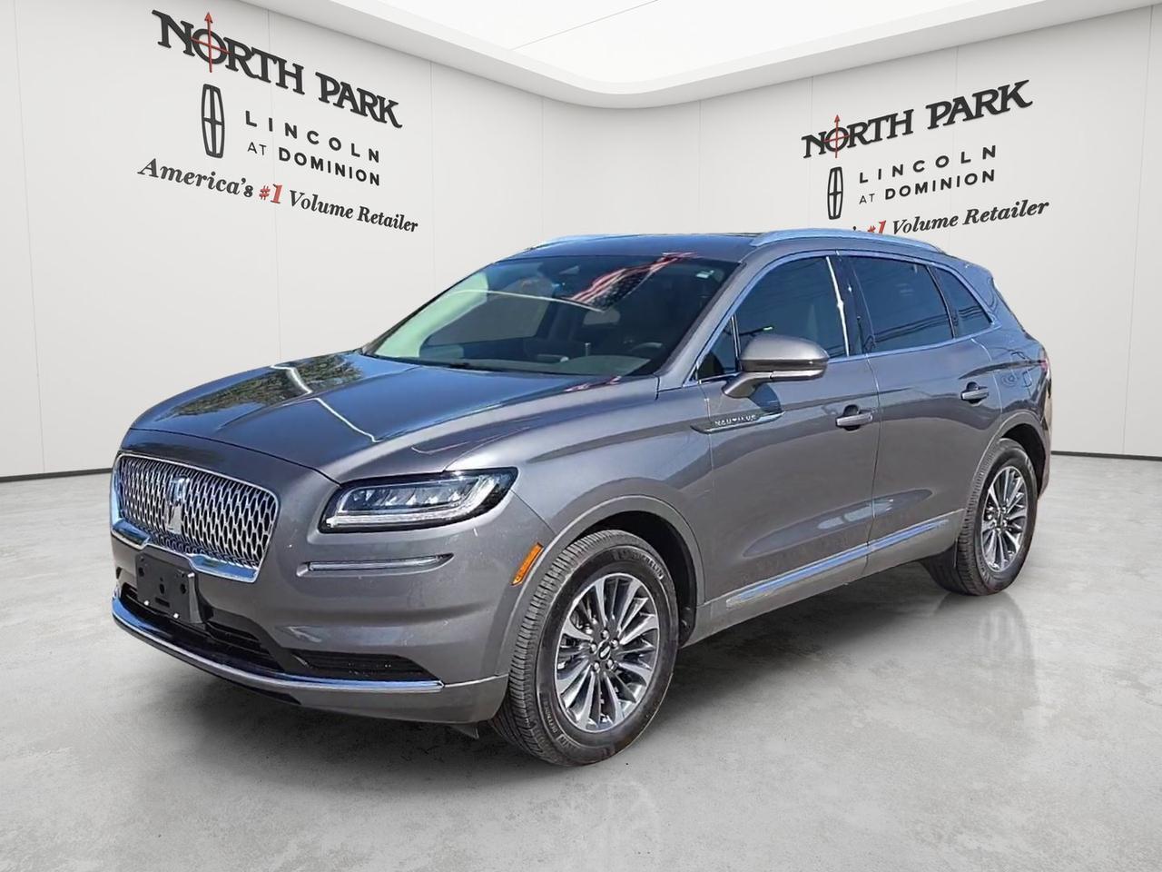2022 Lincoln Nautilus Standard