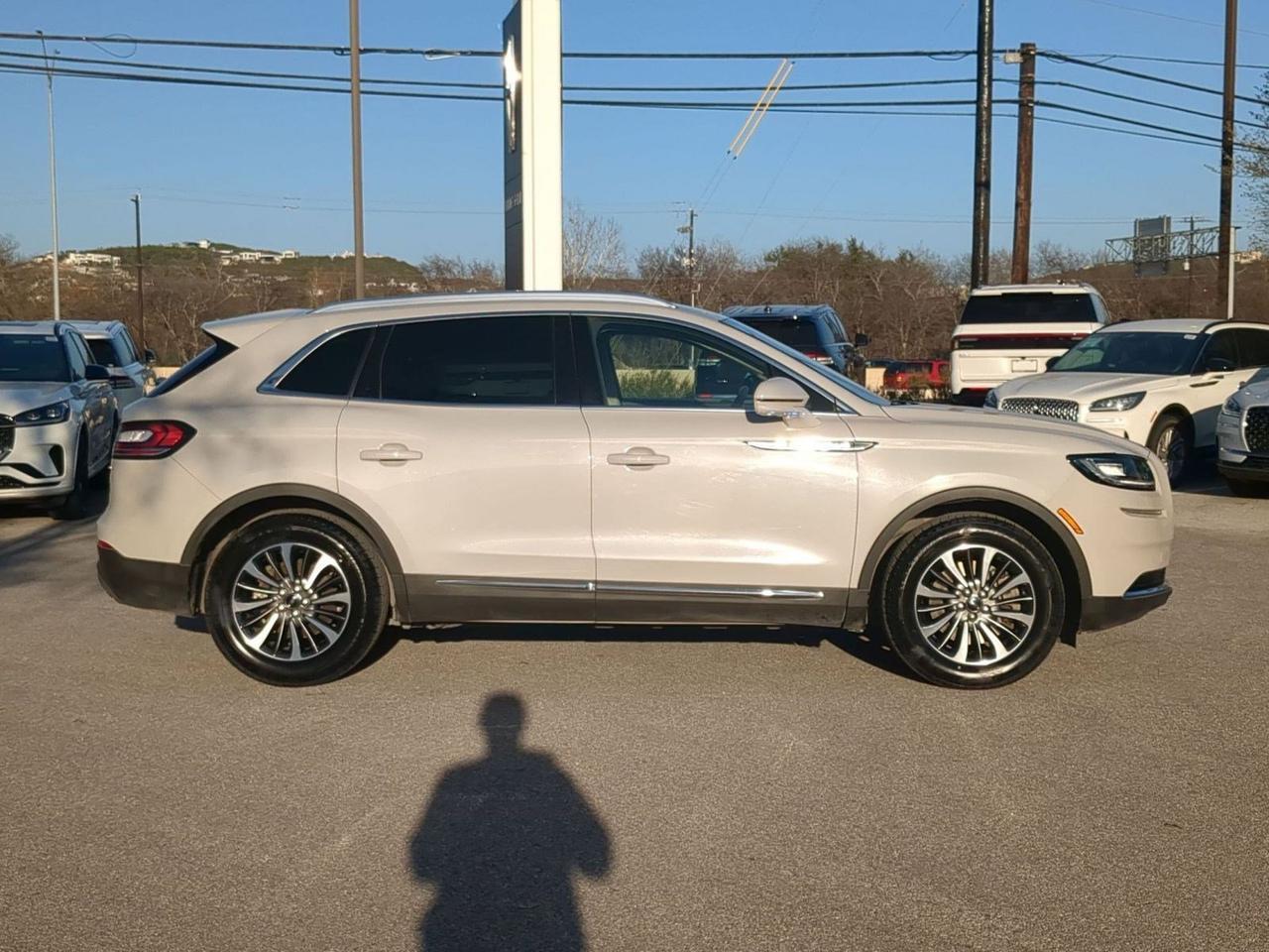 2022 Lincoln Nautilus Standard