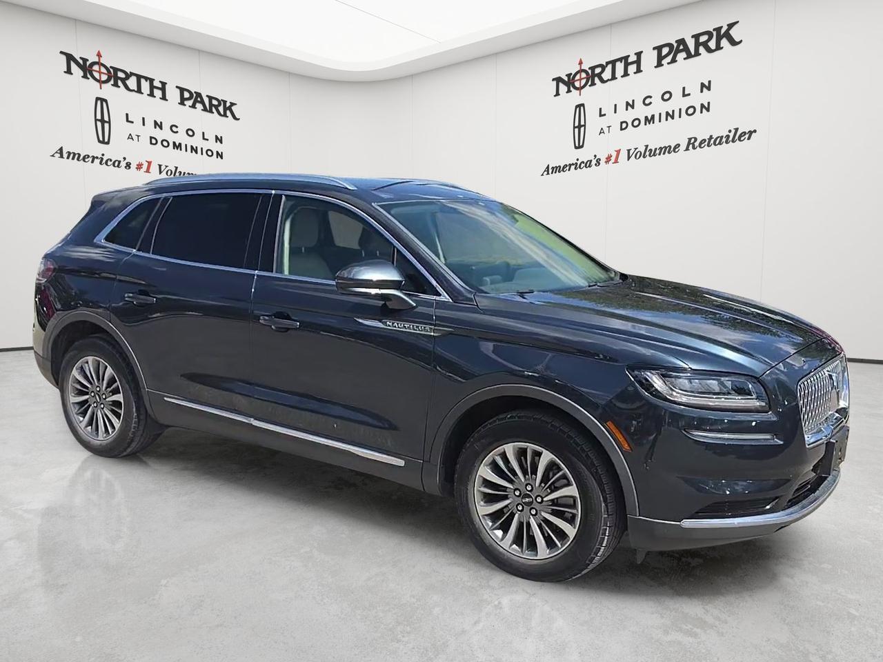 2022 Lincoln Nautilus Standard