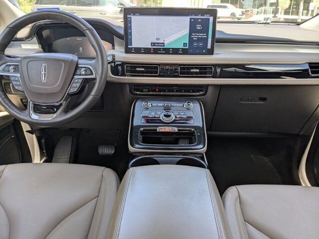 2022 Lincoln Nautilus Standard