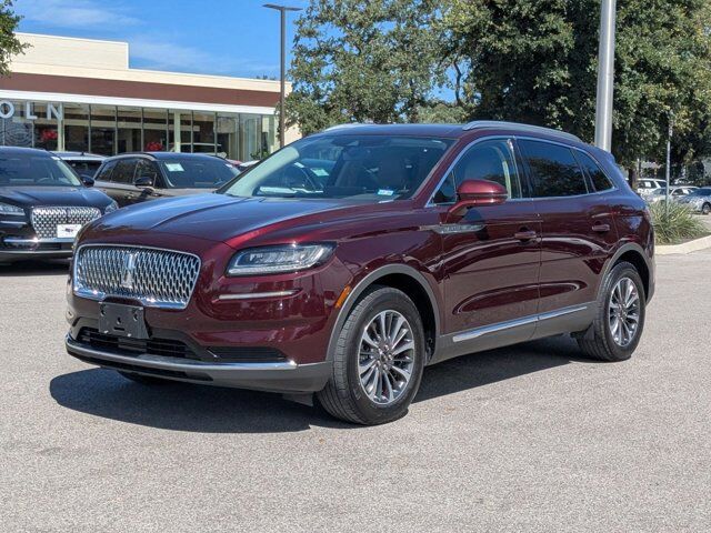 2022 Lincoln Nautilus Standard