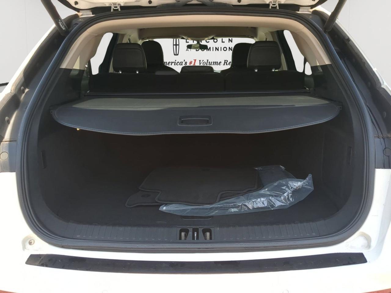 2022 Lincoln Nautilus Standard