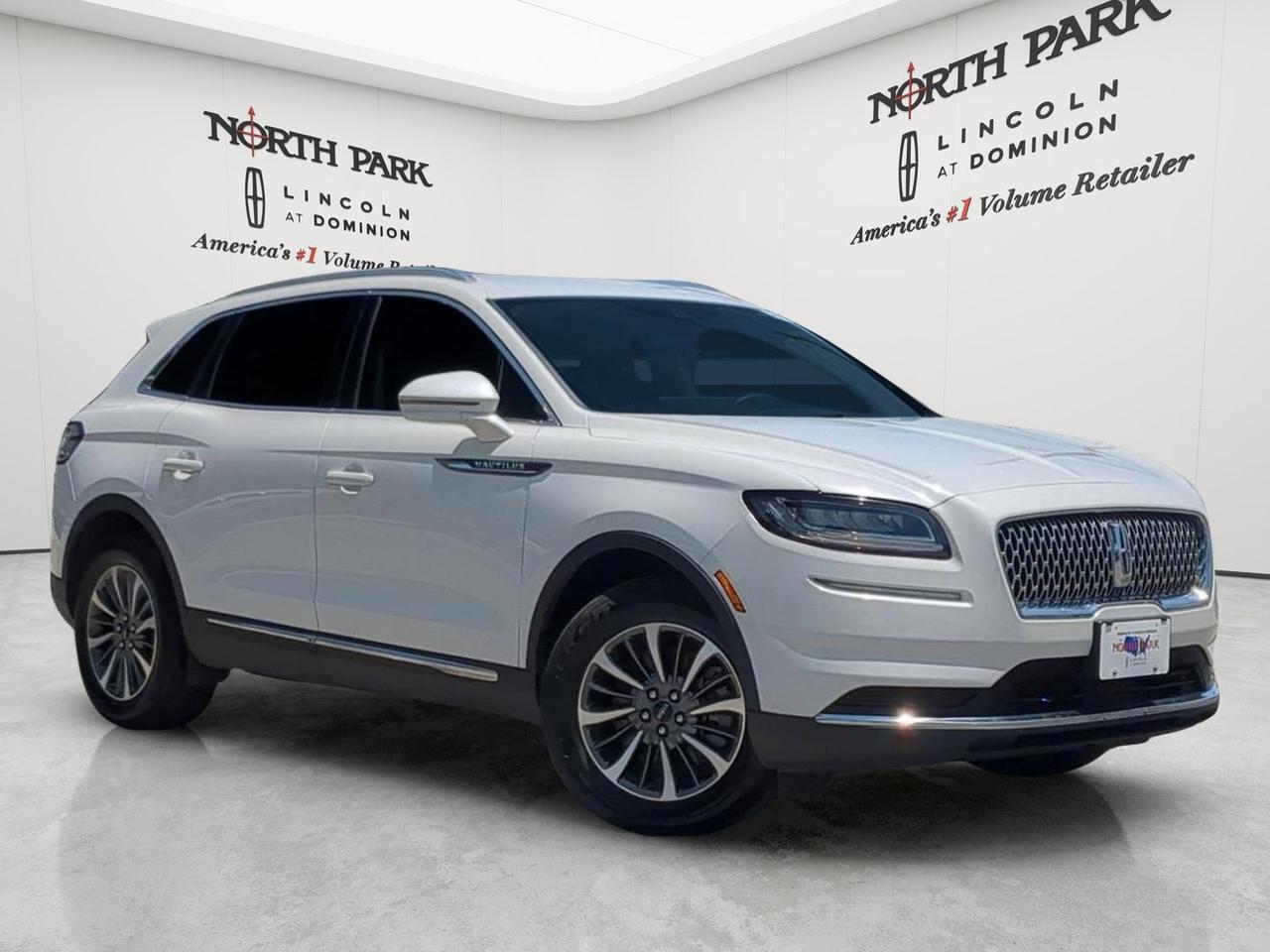 2022 Lincoln Nautilus Standard