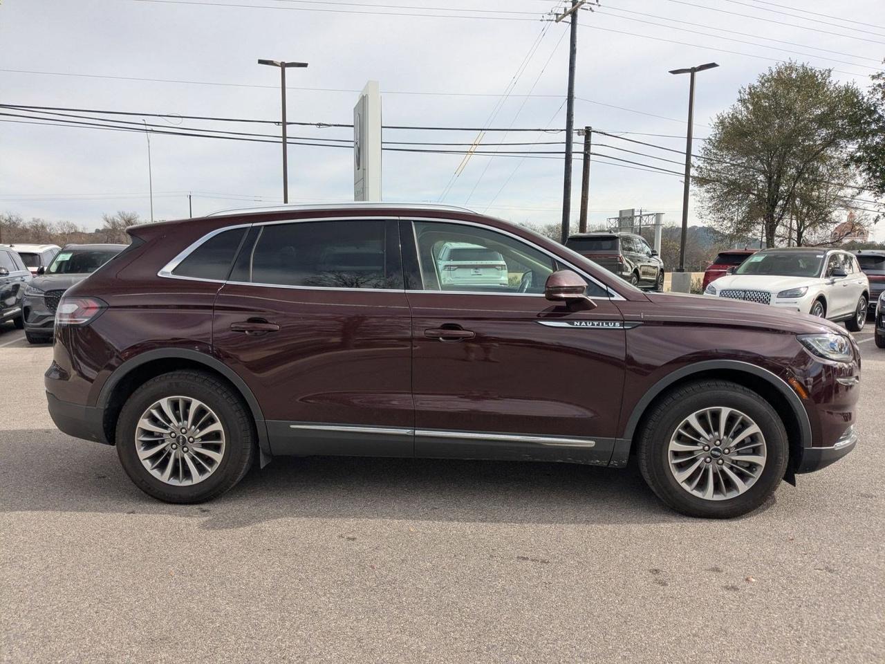 2022 Lincoln Nautilus Standard