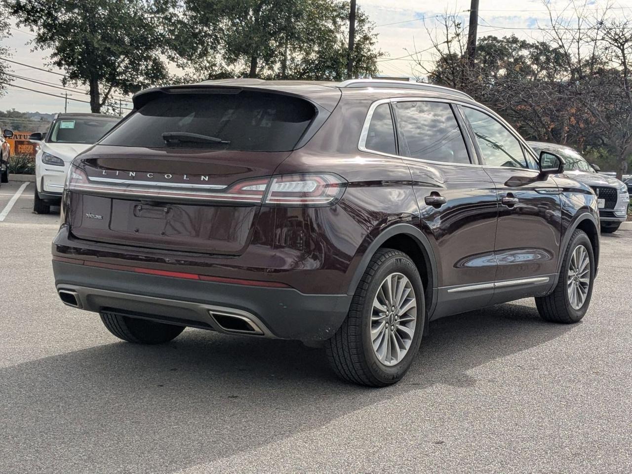 2022 Lincoln Nautilus Standard