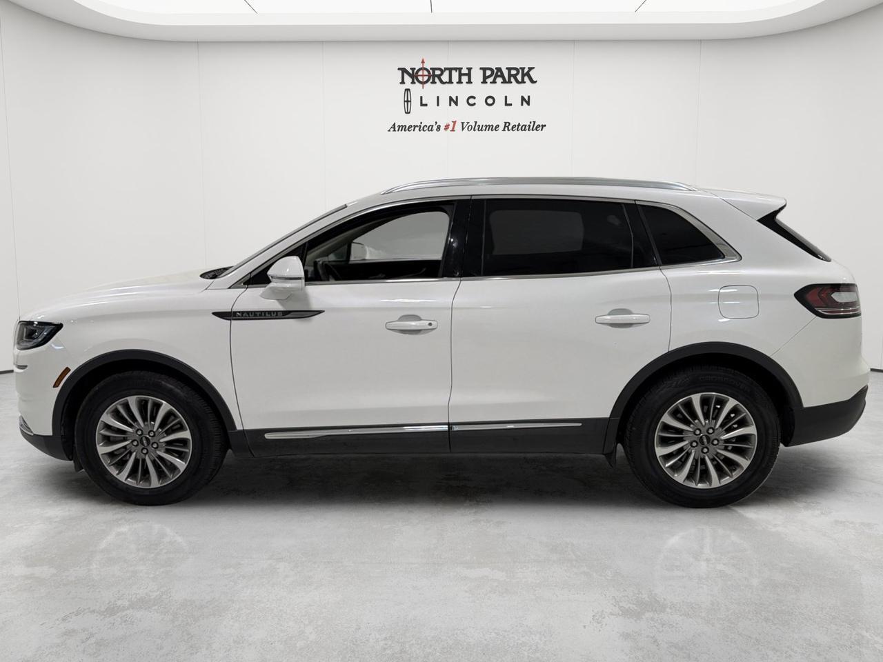 2022 Lincoln Nautilus Standard