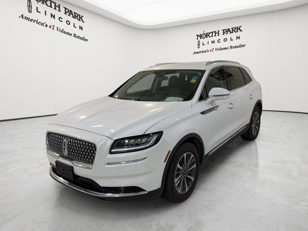 2022 Lincoln Nautilus Standard