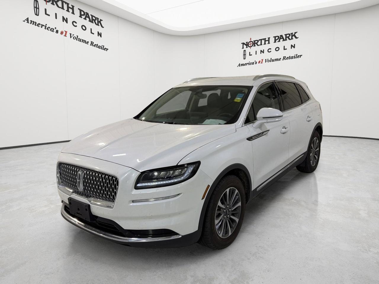 2022 Lincoln Nautilus Standard