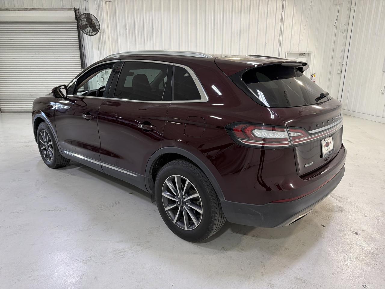 2022 Lincoln Nautilus Standard