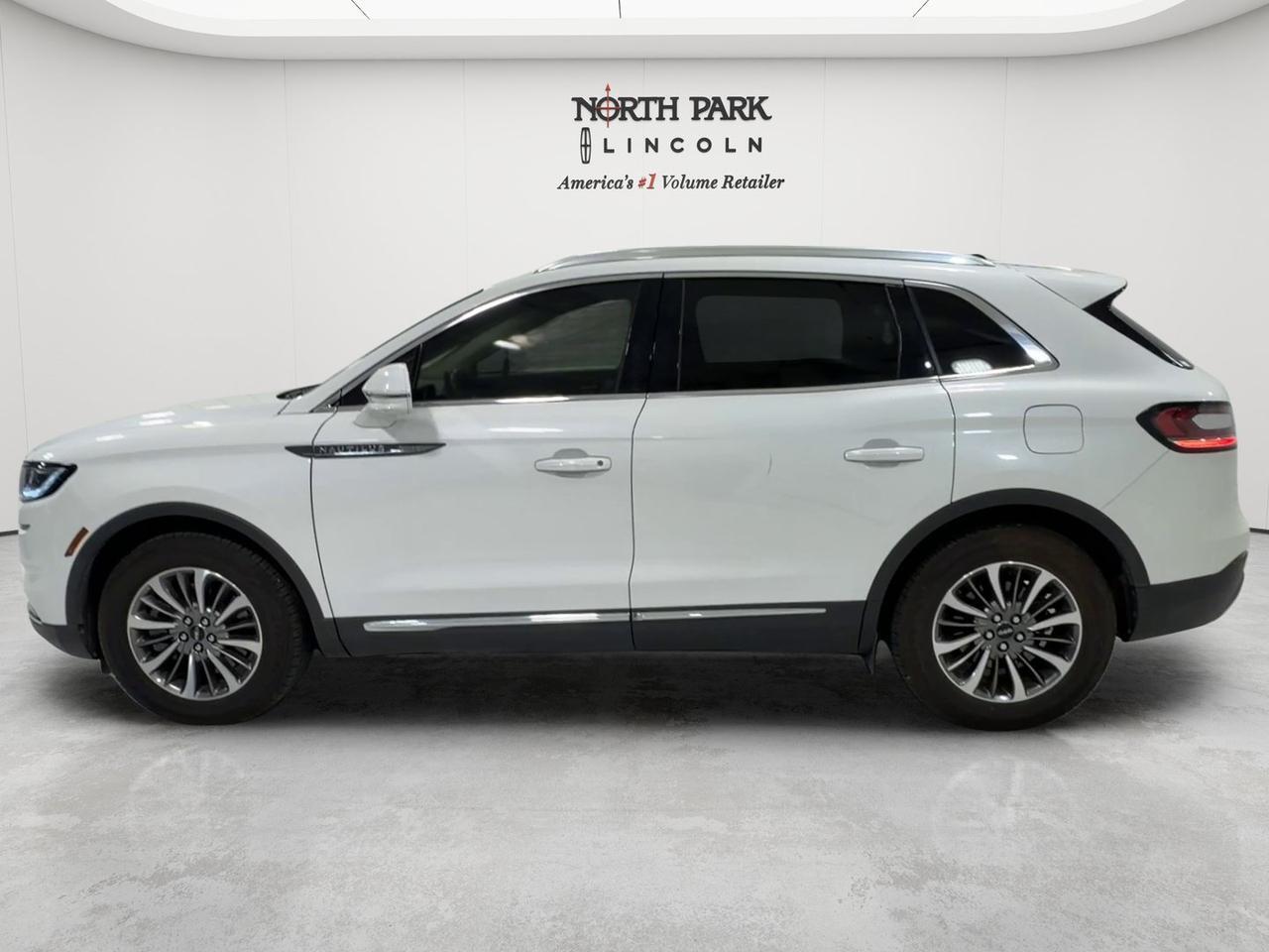2022 Lincoln Nautilus Standard