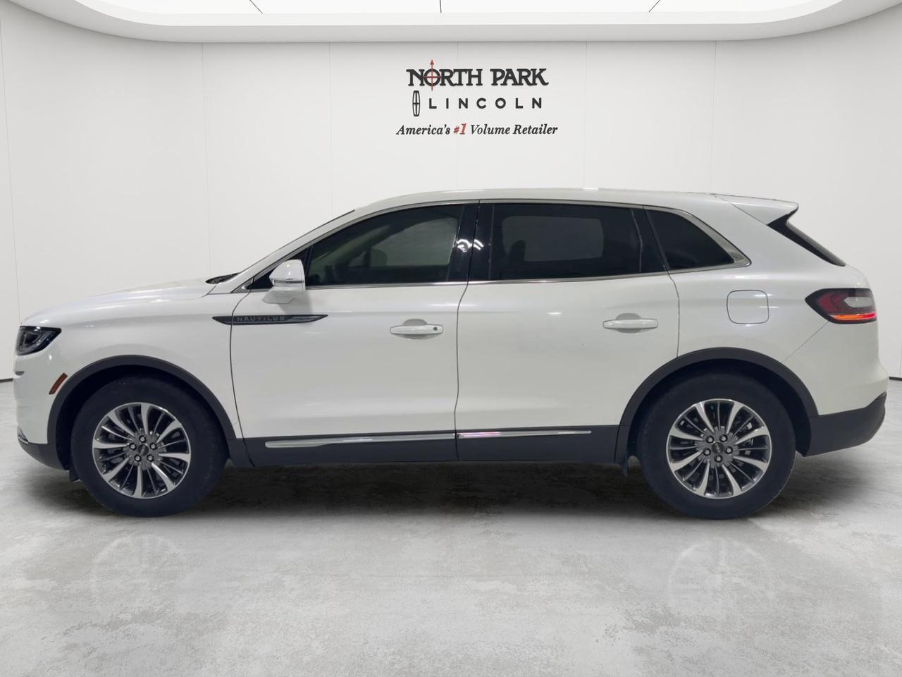 2022 Lincoln Nautilus Standard
