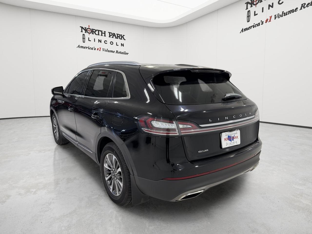2022 Lincoln Nautilus Standard