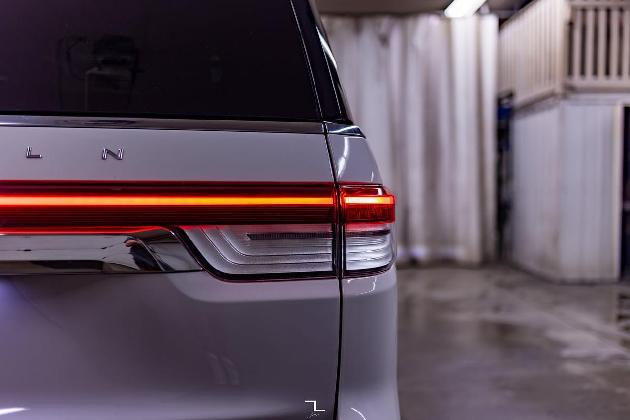 2022 Lincoln Navigator AWD Reserve Leather Roof Nav BCam Red Deer AB