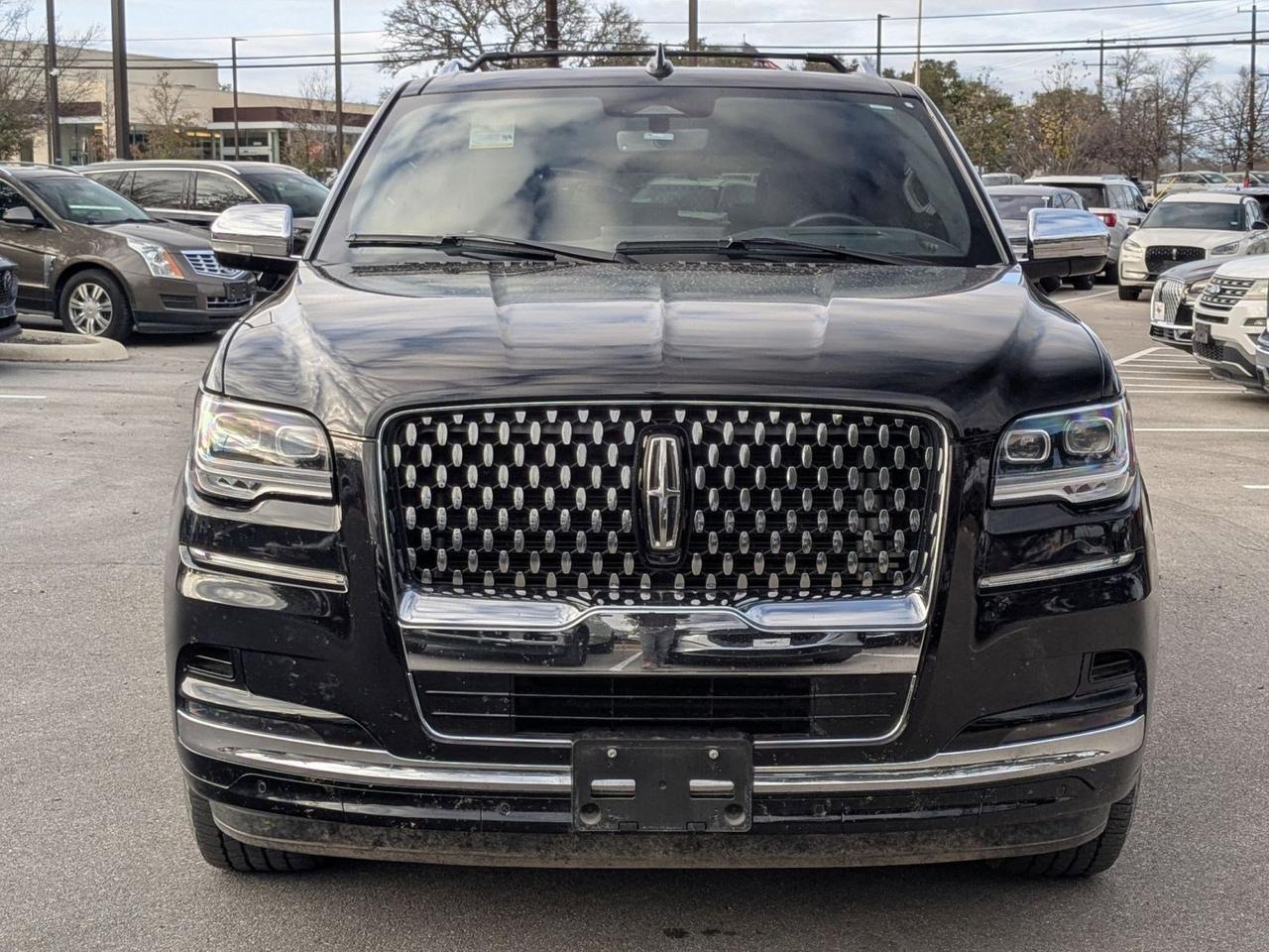 2022 Lincoln Navigator Black Label