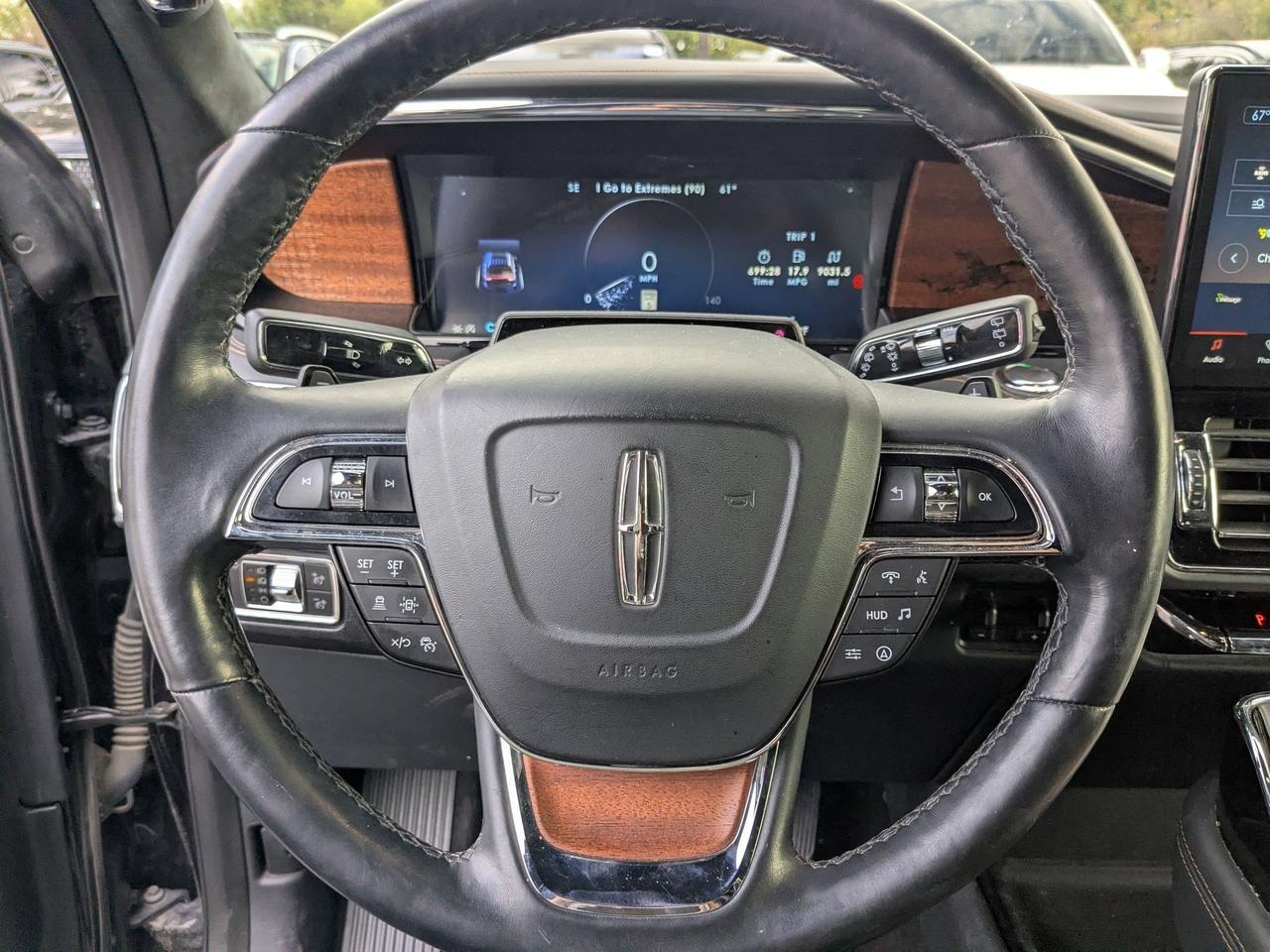 2022 Lincoln Navigator Black Label