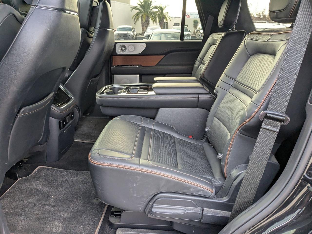 2022 Lincoln Navigator Black Label