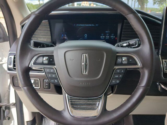 2022 Lincoln Navigator Black Label