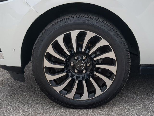 2022 Lincoln Navigator Black Label