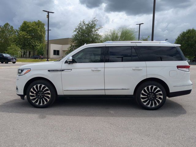 2022 Lincoln Navigator Black Label