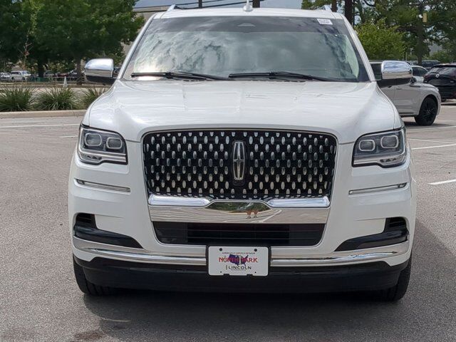 2022 Lincoln Navigator Black Label