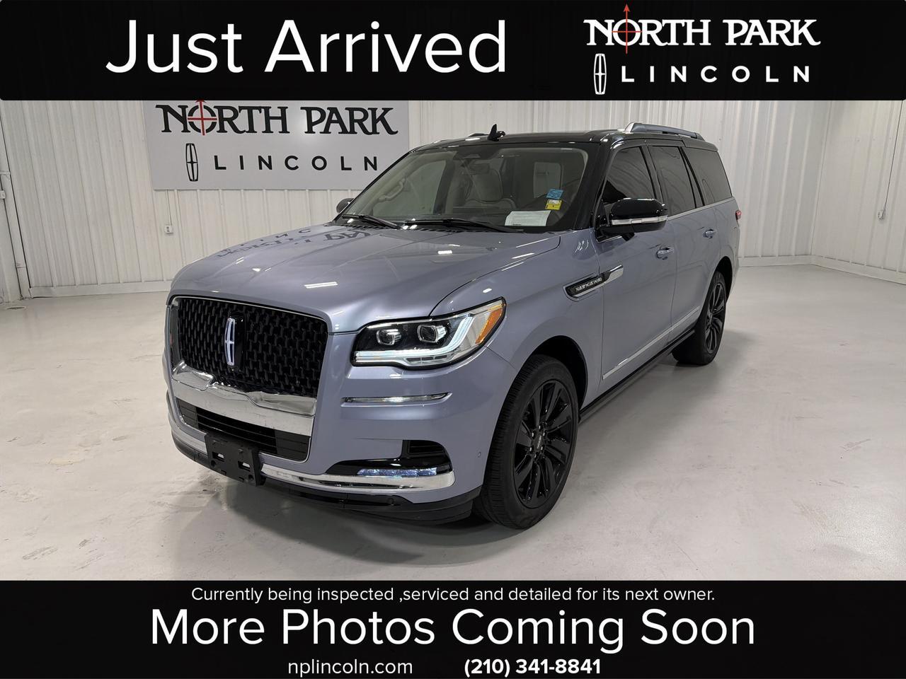 2022 Lincoln Navigator Black Label