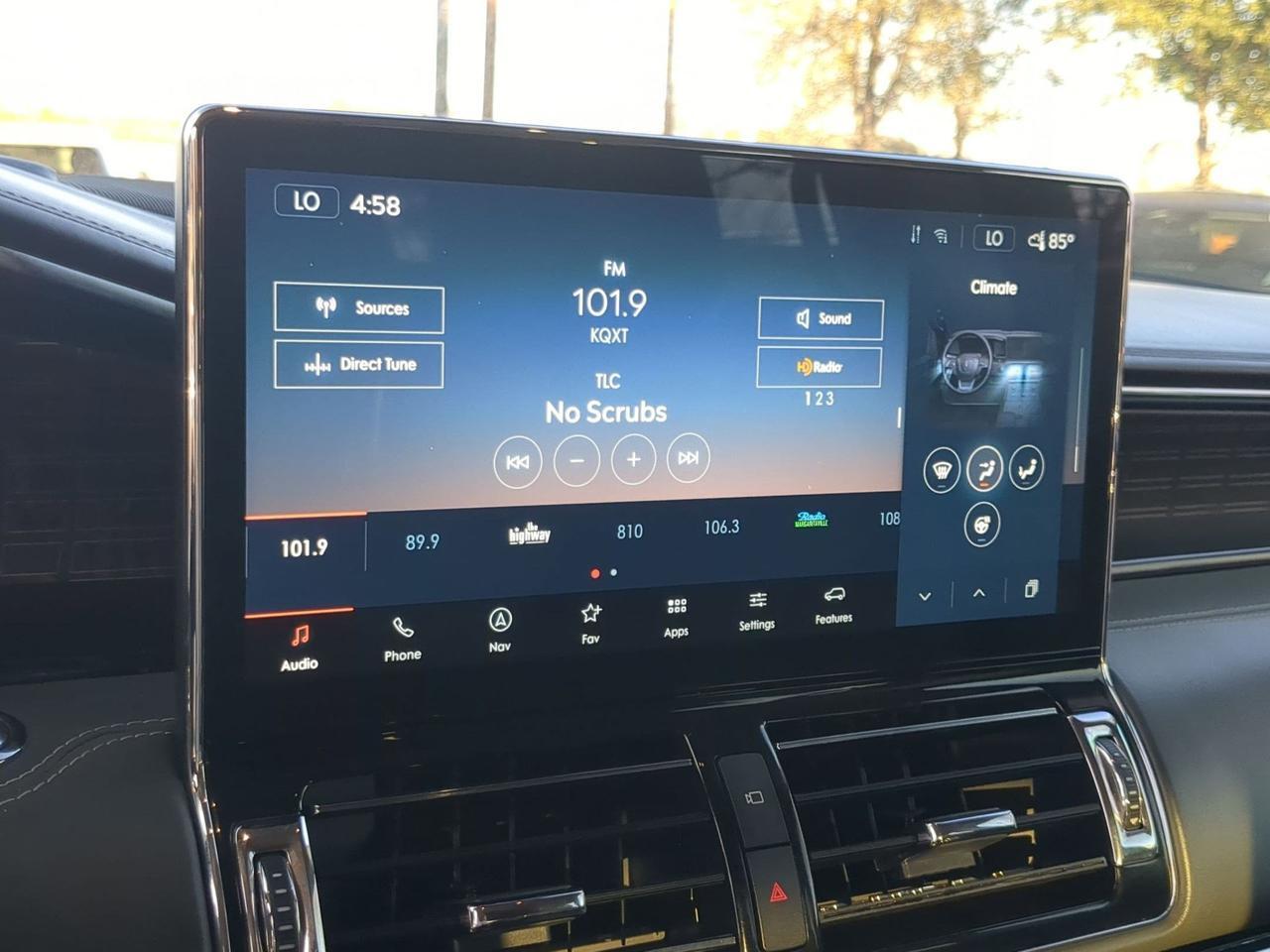 2022 Lincoln Navigator L Black Label