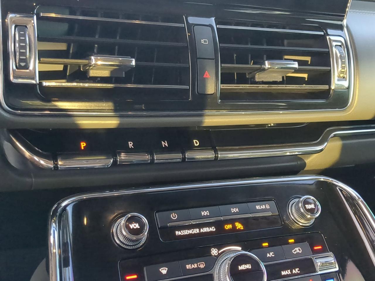 2022 Lincoln Navigator L Black Label