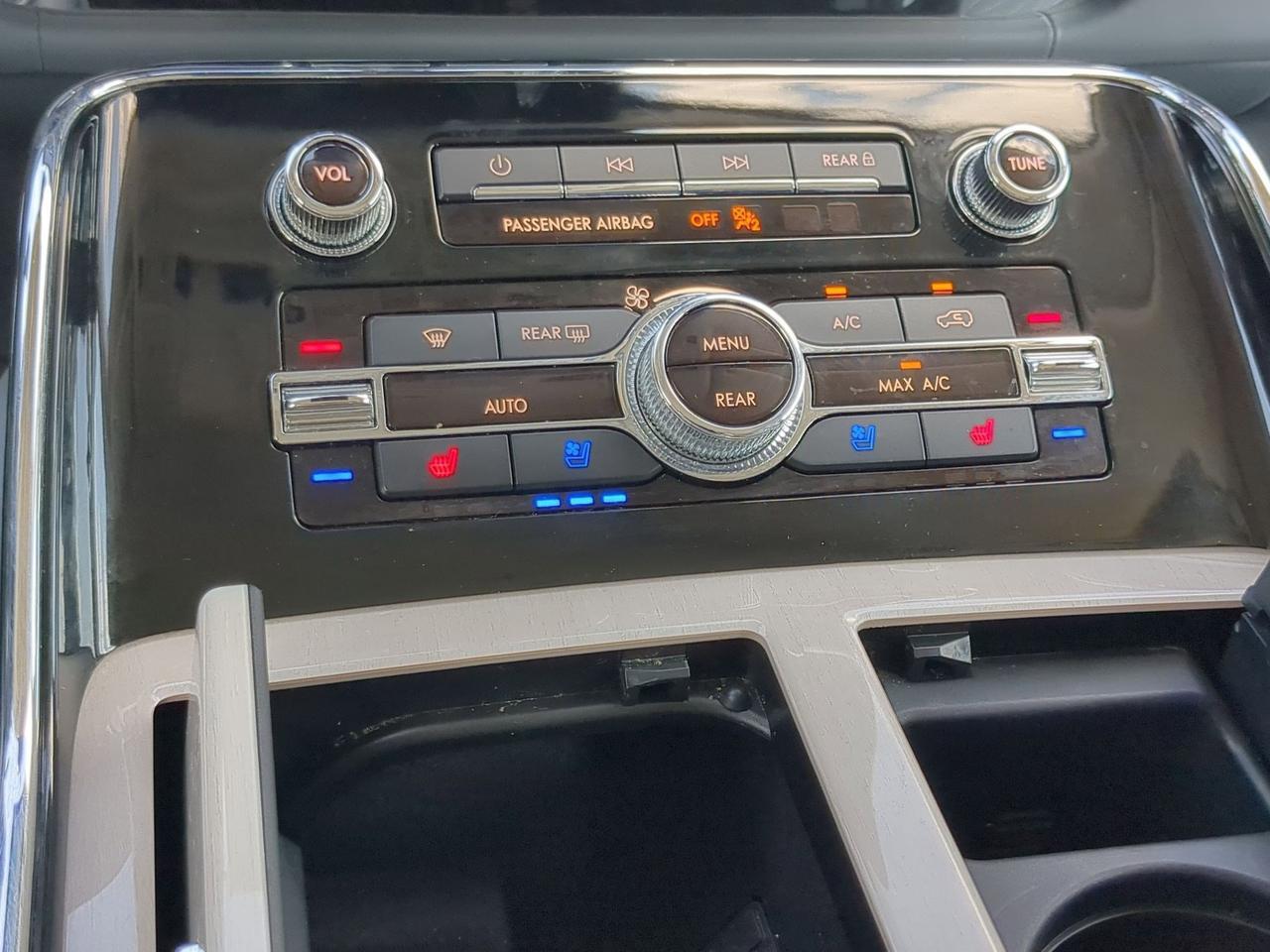 2022 Lincoln Navigator L Black Label