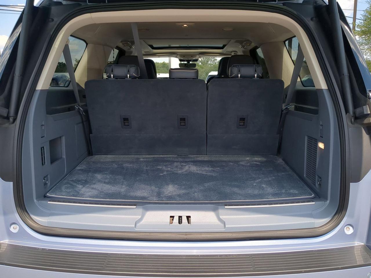 2022 Lincoln Navigator L Black Label