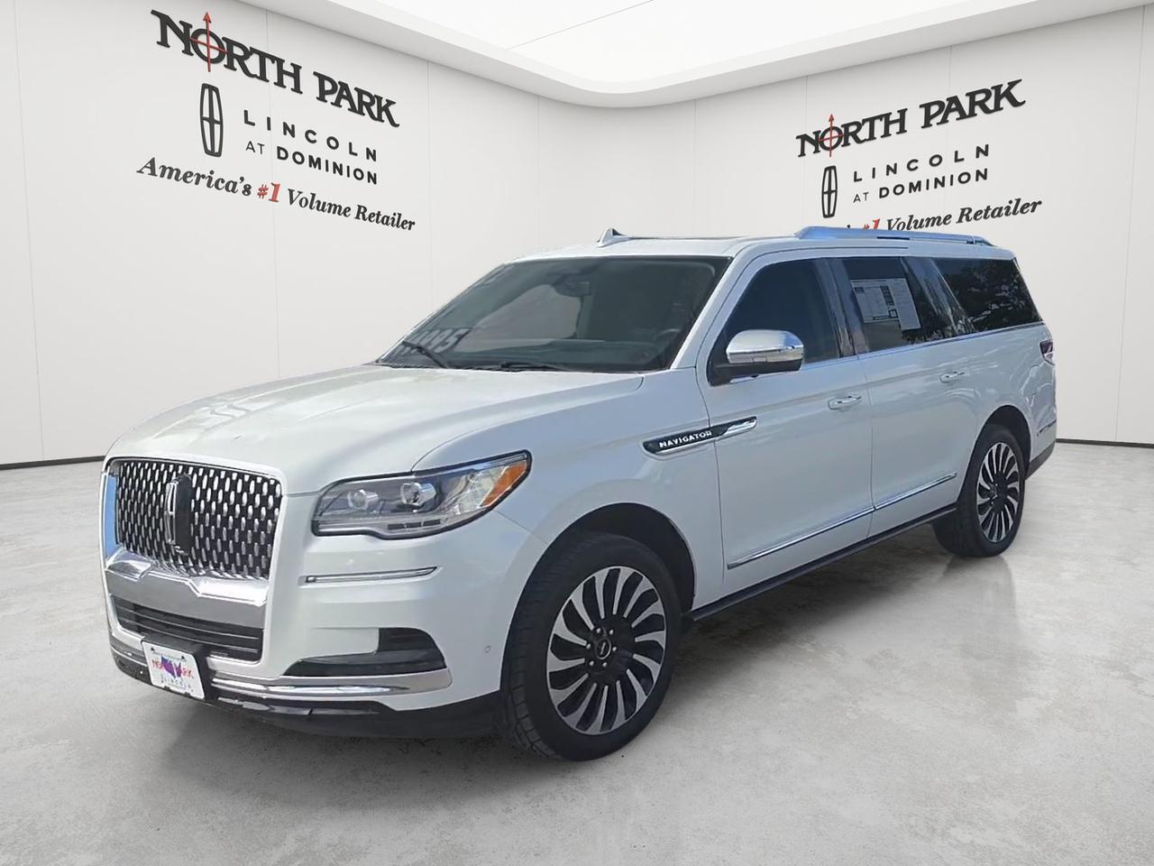 2022 Lincoln Navigator L