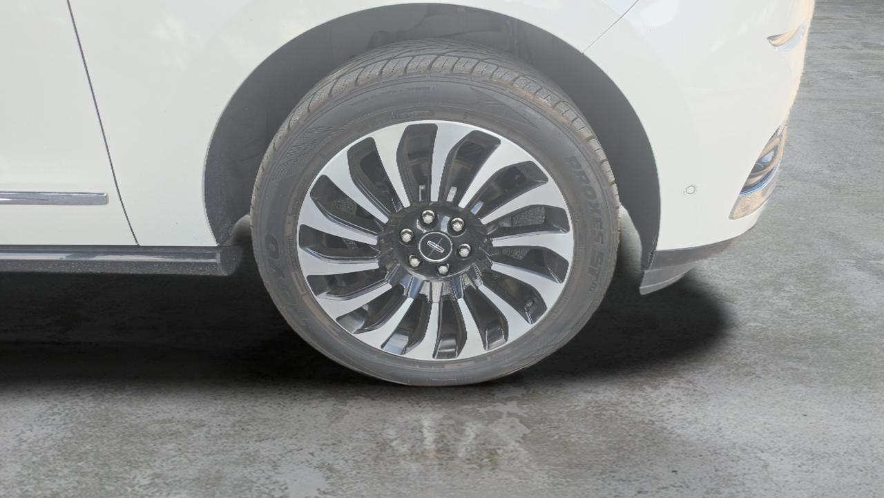 2022 Lincoln Navigator L Black Label
