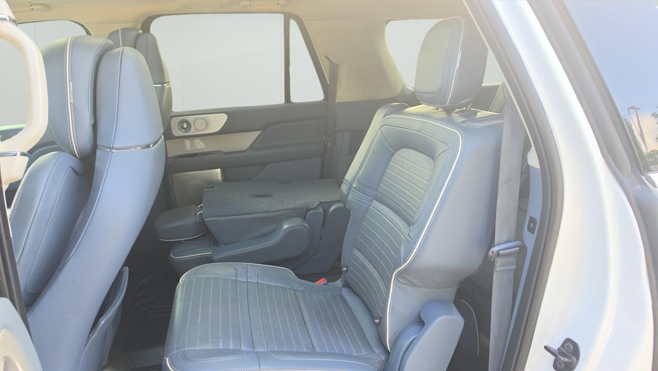 2022 Lincoln Navigator L Black Label