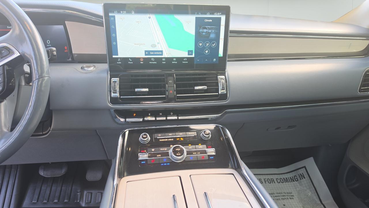 2022 Lincoln Navigator L Black Label