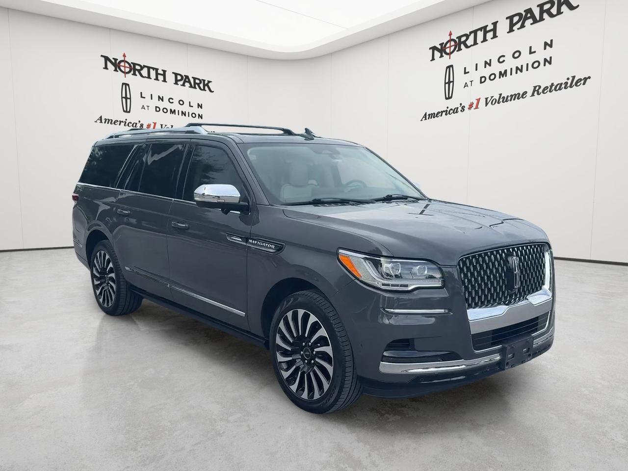 2022 Lincoln Navigator L Black Label