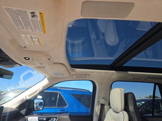 2022 Lincoln Navigator L Black Label