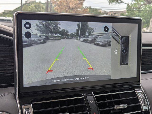 2022 Lincoln Navigator L Black Label