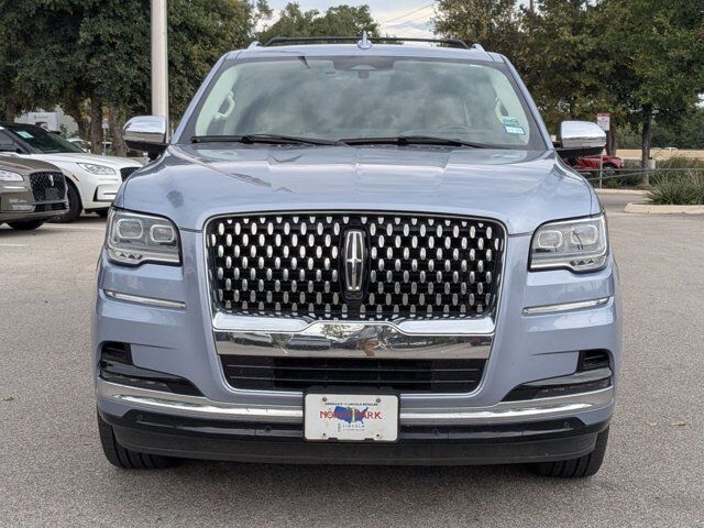 2022 Lincoln Navigator L Black Label