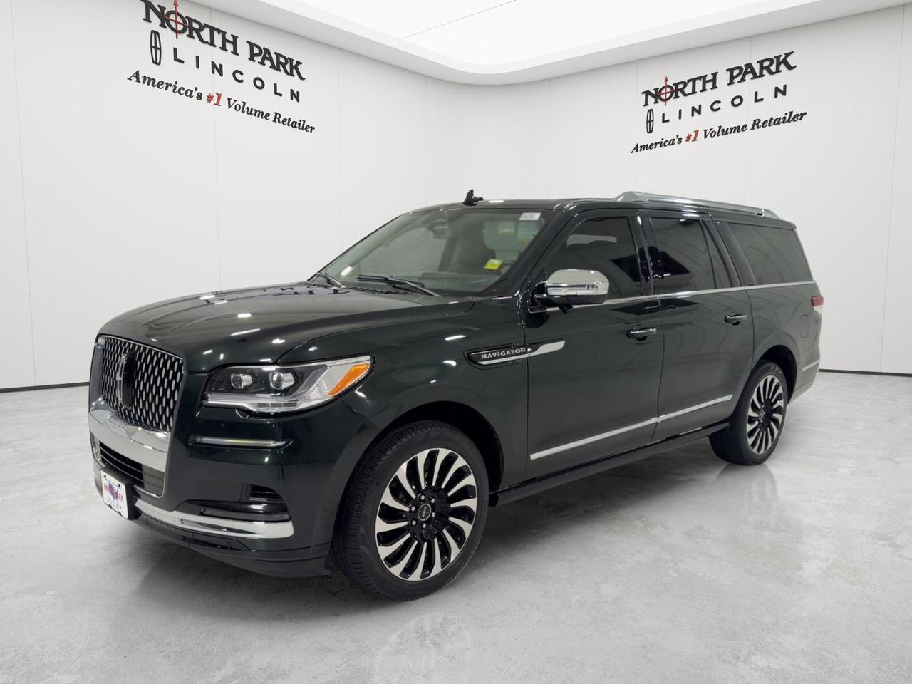 2022 Lincoln Navigator L