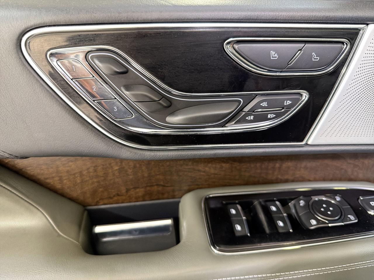 2022 Lincoln Navigator L Black Label San Antonio TX