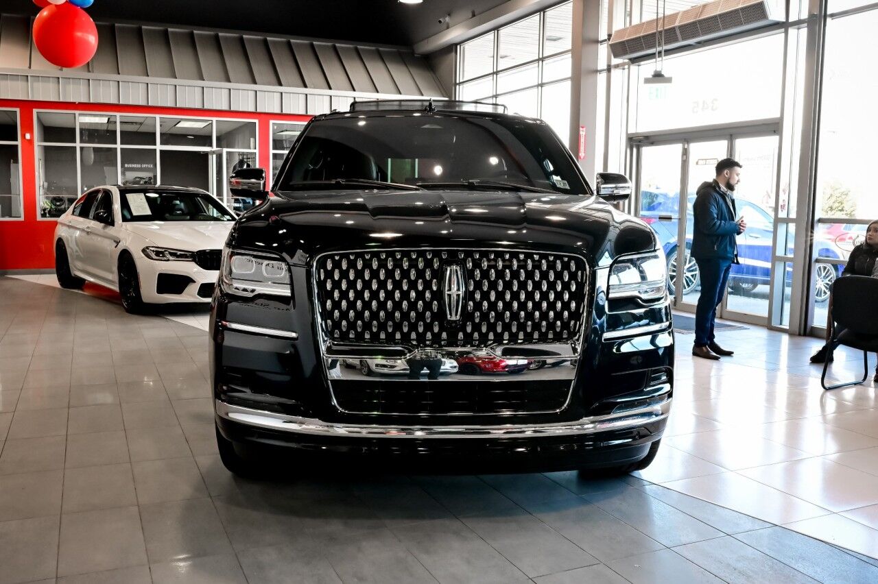 2022 Lincoln Navigator L Black Label