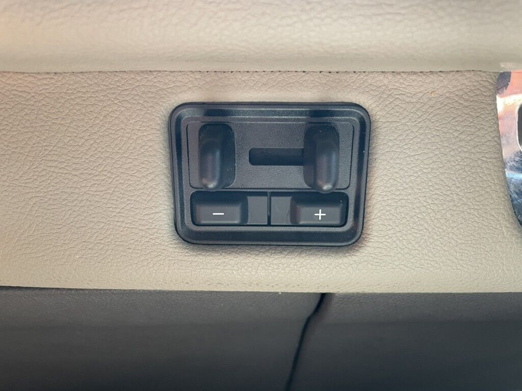 2022 Lincoln Navigator L RESERVE~REAR CAPTAIN MASSAGING SEATS~HEADS UP DISPLAY~ACTIVE PAR Sarasota FL