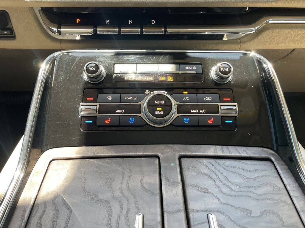 2022 Lincoln Navigator L RESERVE~REAR CAPTAIN MASSAGING SEATS~HEADS UP DISPLAY~ACTIVE PAR Sarasota FL