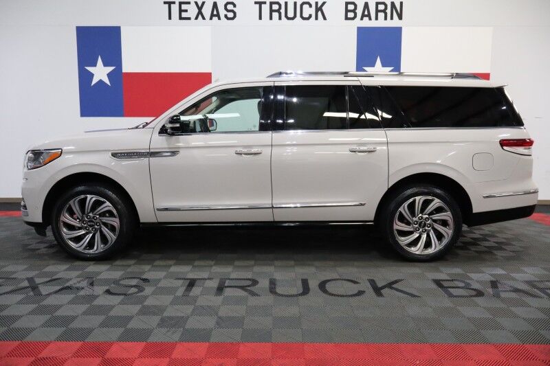 2022 Lincoln Navigator L Reserve