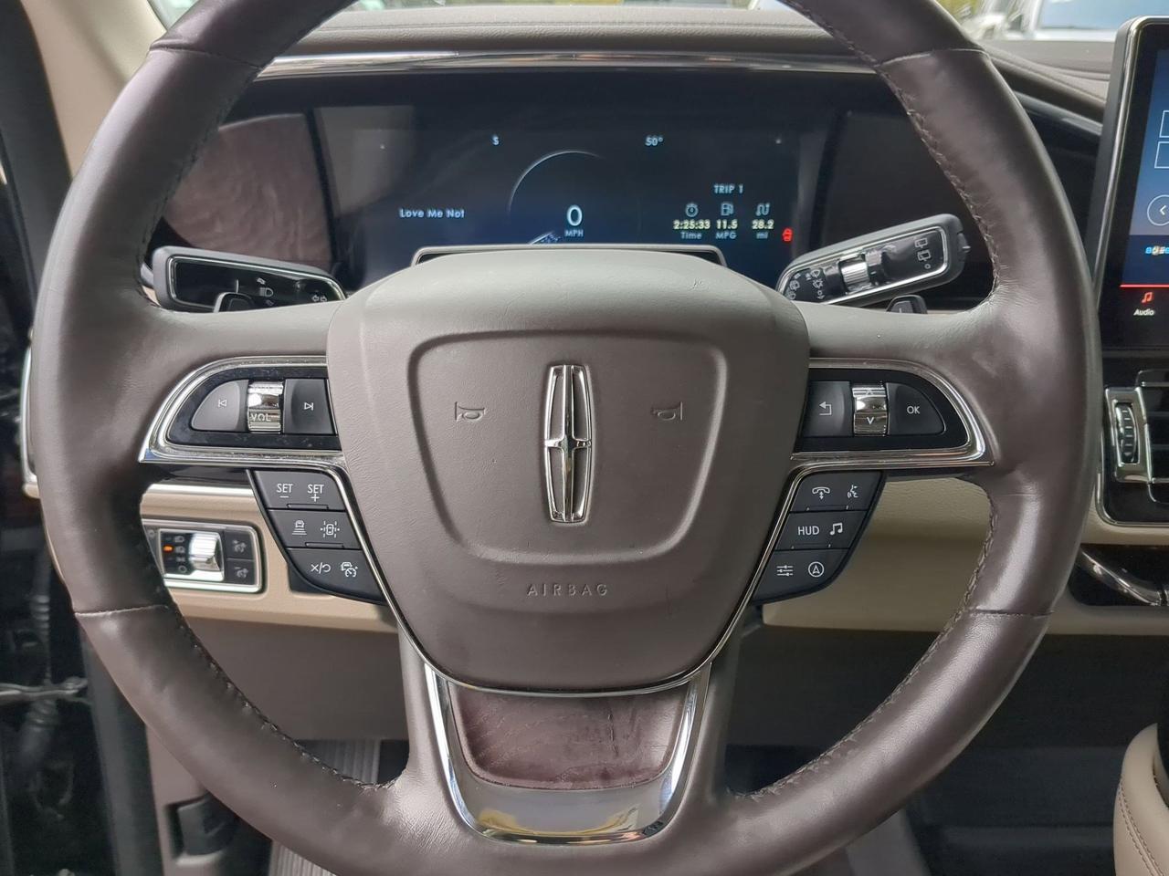 2022 Lincoln Navigator L Reserve