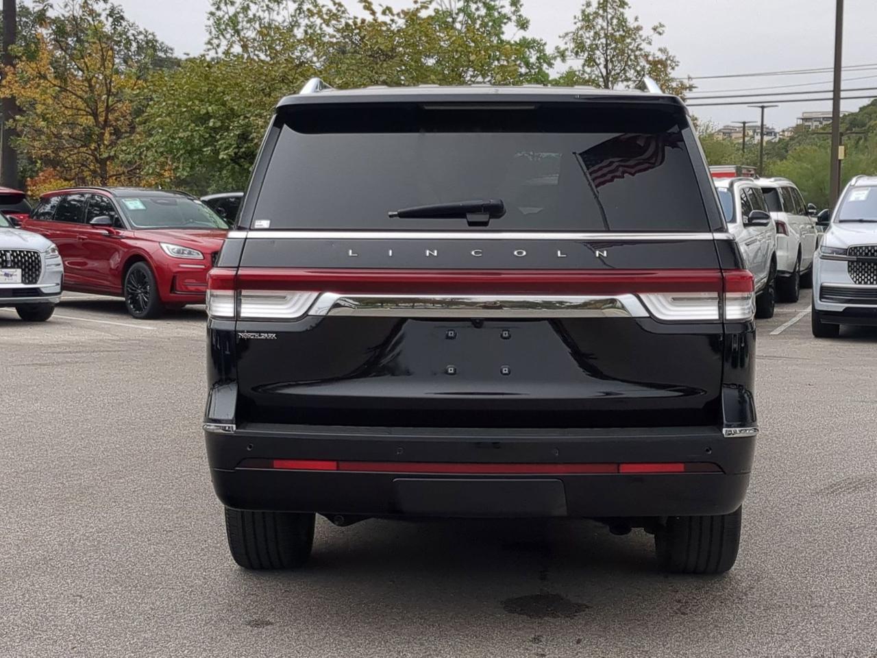 2022 Lincoln Navigator L Reserve