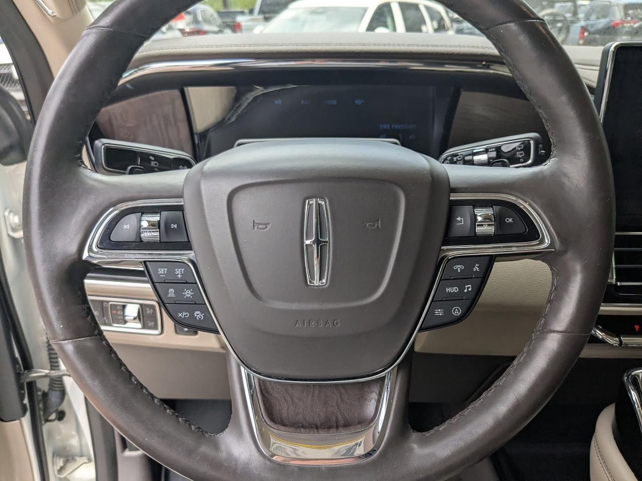 2022 Lincoln Navigator L Reserve